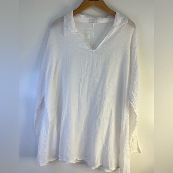 MAde in ITALY Dresses & Skirts - Made in ITALY. 100% cotton.Casual White V-Neck Long Sleeve Dress